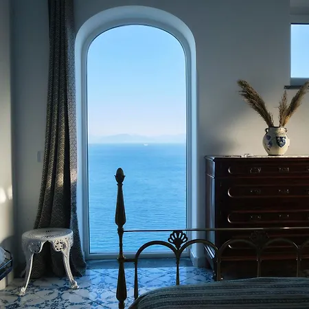 Alba - Coast Villa Amalfi