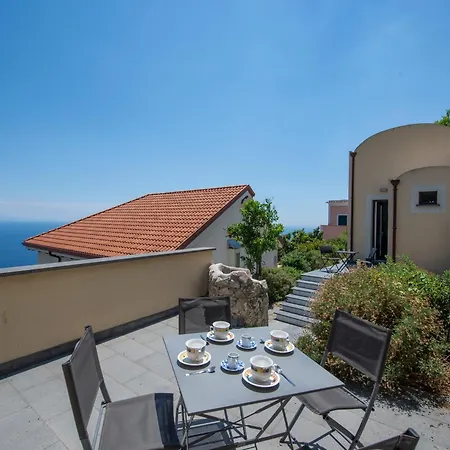 Alba - Coast Villa